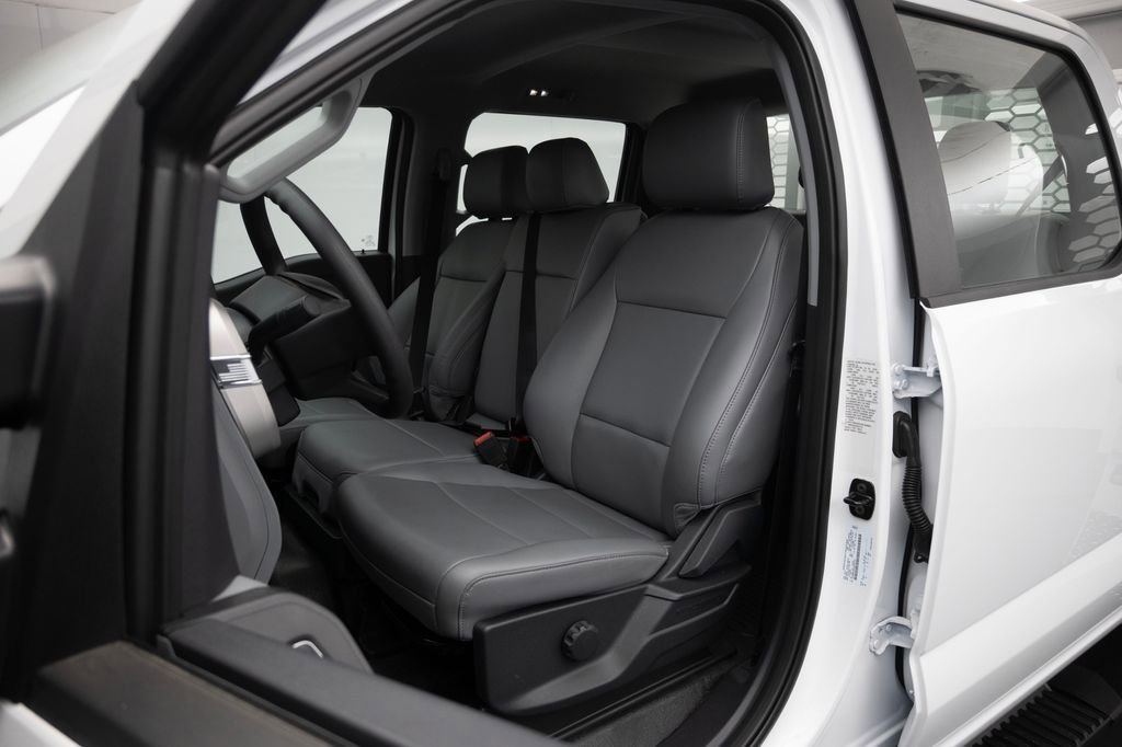 New 2025 Ford F450 XL RWD image 11