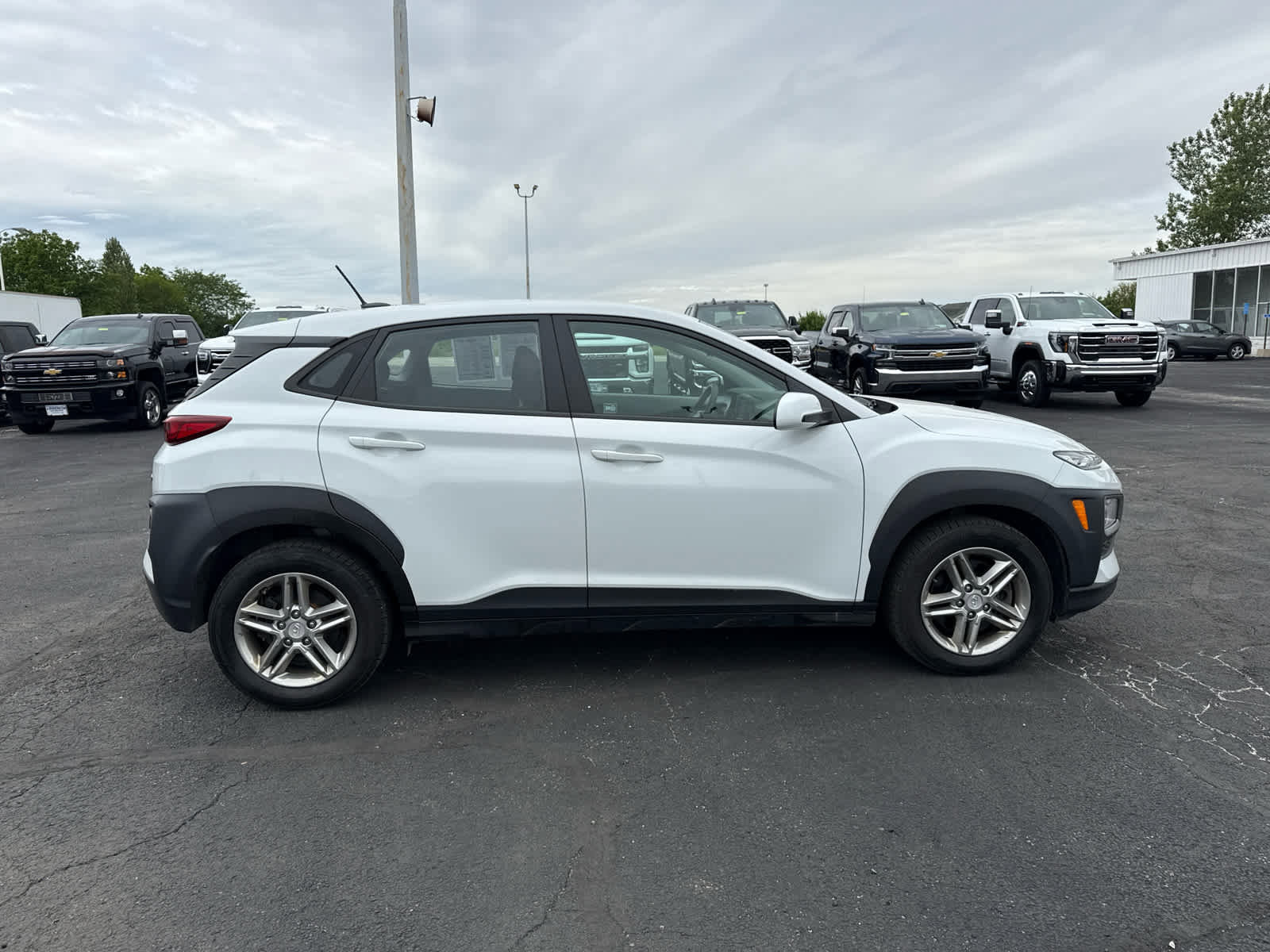 Used 2020 Hyundai Kona SE AWD/4WD image 6