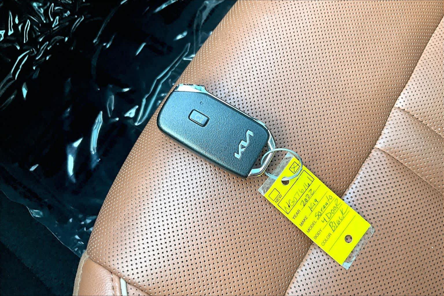 Used 2022 Kia Sorento SX Prestige w/ Rust Color Package AWD/4WD image 15