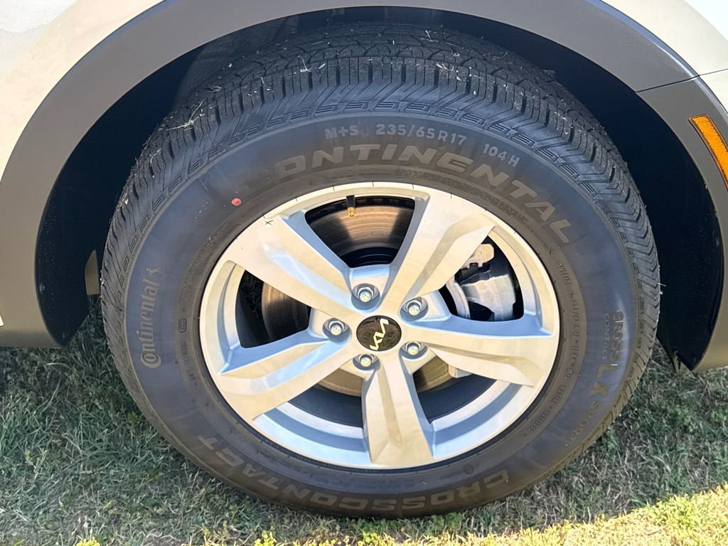 New 2026 Kia Sorento LX image 12