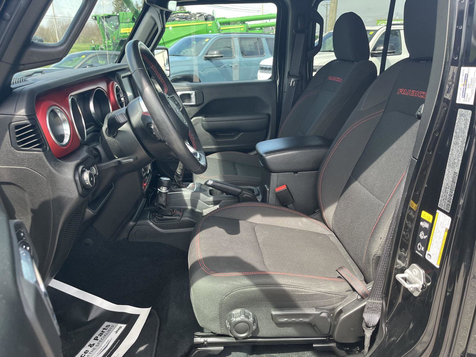 Used 2022 Jeep Wrangler Unlimited Rubicon w/ Cold Weather Group image 14