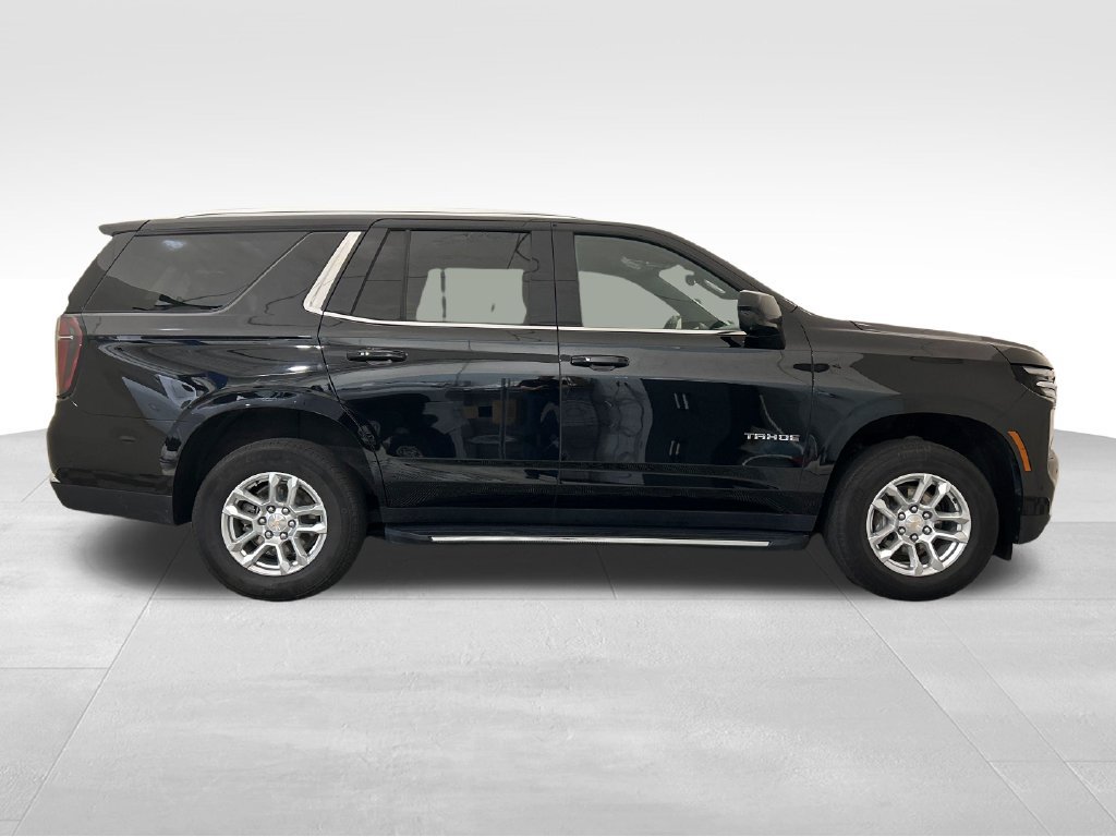 Used 2025 Chevrolet Tahoe LT RWD image 6