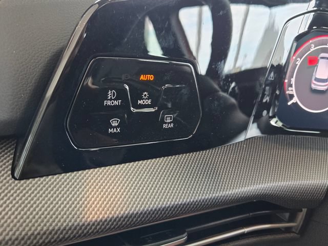 New 2026 Volkswagen GTI SE FWD image 25
