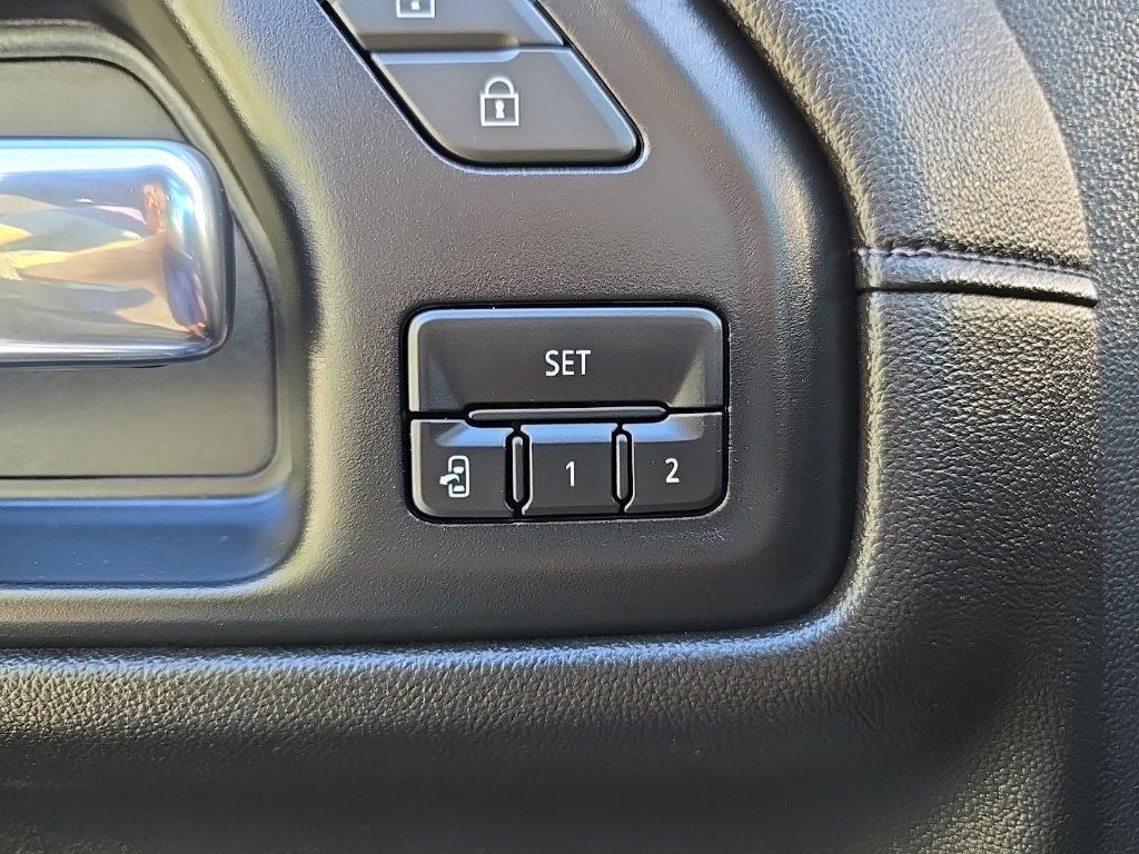 Used 2020 GMC Sierra 1500 SLT w/ SLT Premium Plus Package AWD/4WD image 24