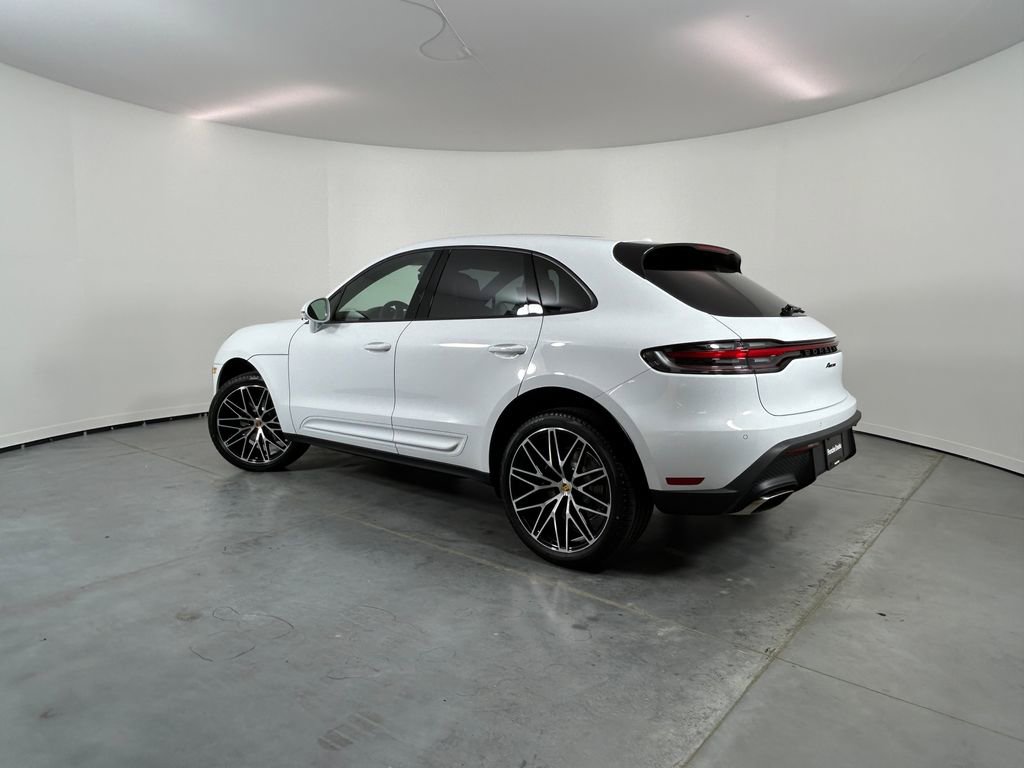 New 2026 Porsche Macan AWD/4WD image 3