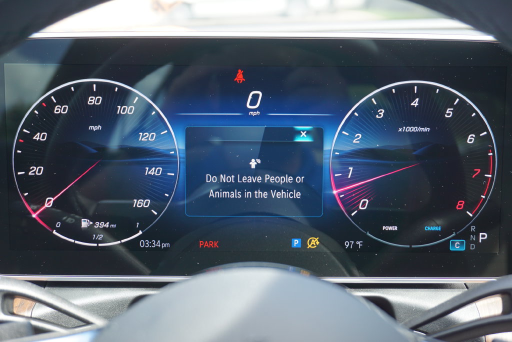 Certified 2025 Mercedes-Benz C 300 4MATIC Sedan image 33