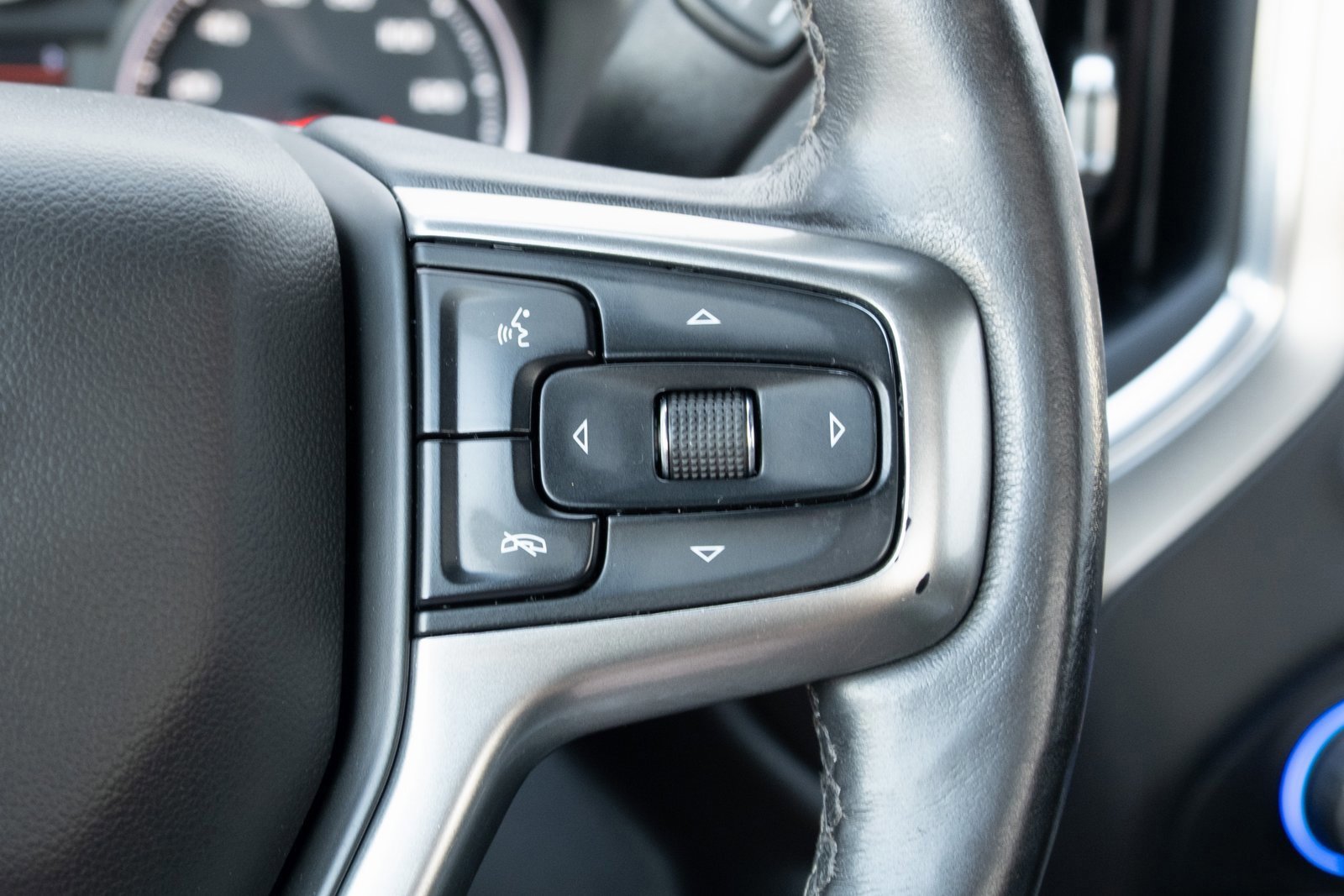 Used 2020 Chevrolet Silverado 3500 LT w/ Convenience Package image 6