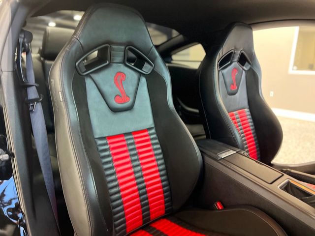 Used 2013 Ford Mustang Shelby GT500 RWD image 28