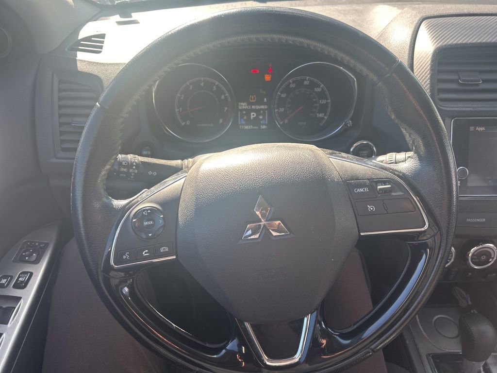 Used 2019 Mitsubishi Outlander Sport SE FWD image 2