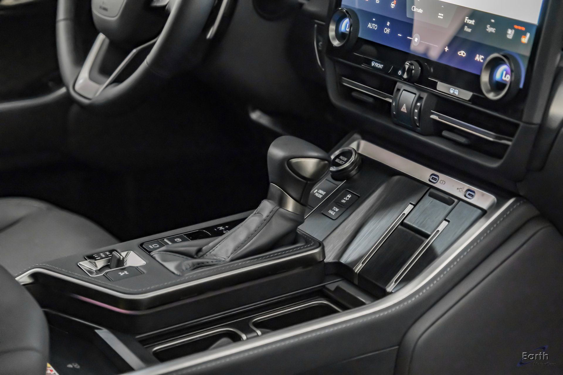 Used 2025 Lexus GX 550 550 Luxury+ 22 VOSSEN WHEELS w/ Accessory Package (2T) image 54