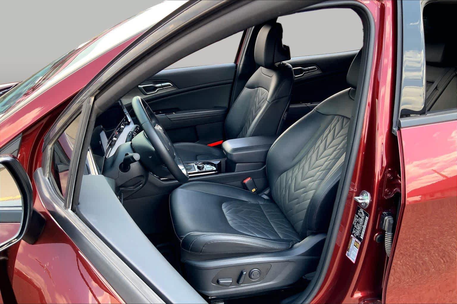 Certified 2024 Kia Sportage X-Line AWD/4WD image 8