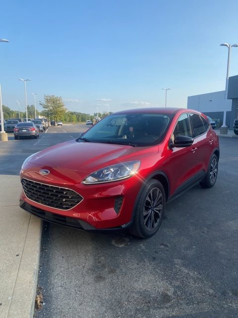 Certified 2022 Ford Escape SE w/ SE Sport Appearance Package