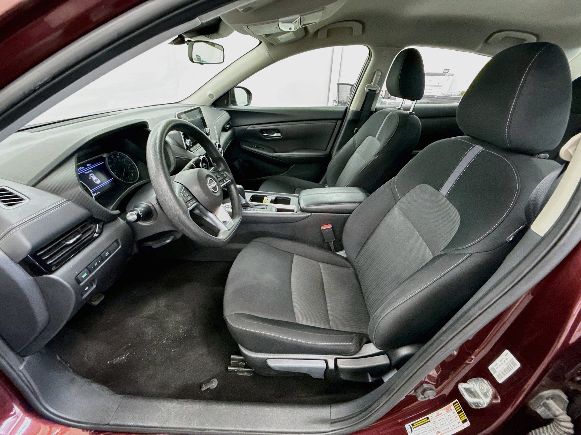 Used 2024 Nissan Sentra SV FWD image 13