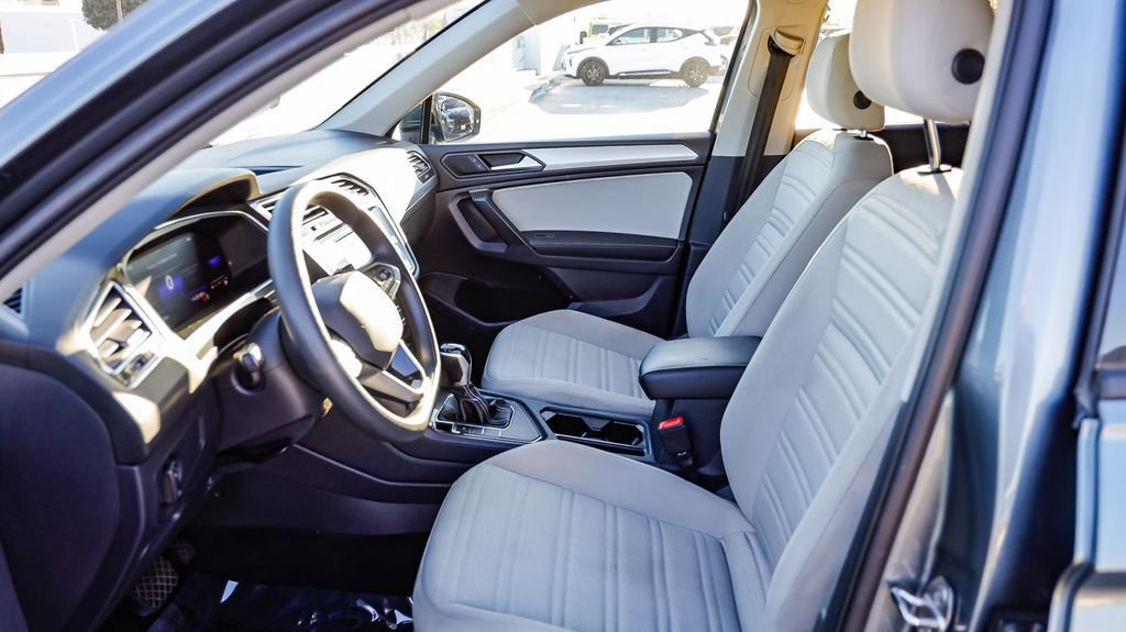 Used 2022 Volkswagen Tiguan S image 21