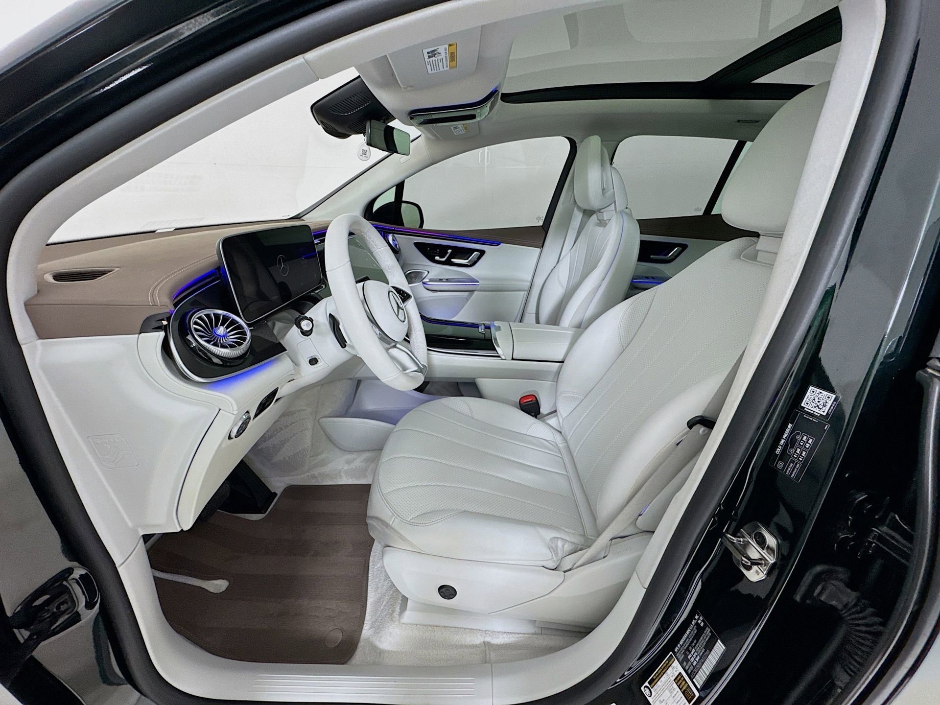 Certified 2023 Mercedes-Benz EQE 350+ SUV image 23