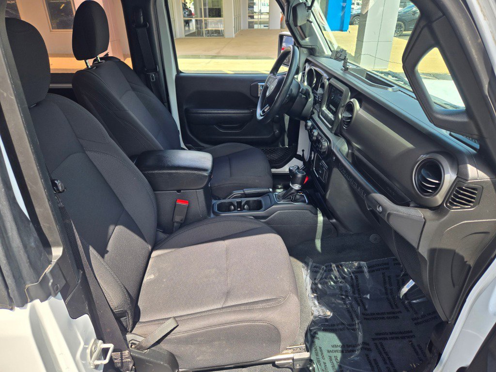 Used 2022 Jeep Wrangler Sport AWD/4WD image 7