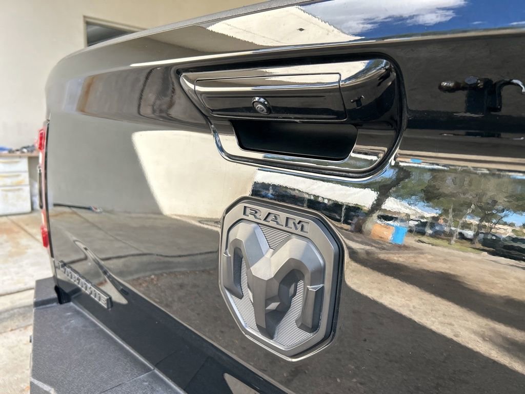Used 2024 RAM 2500 Laramie w/ Night Edition image 21