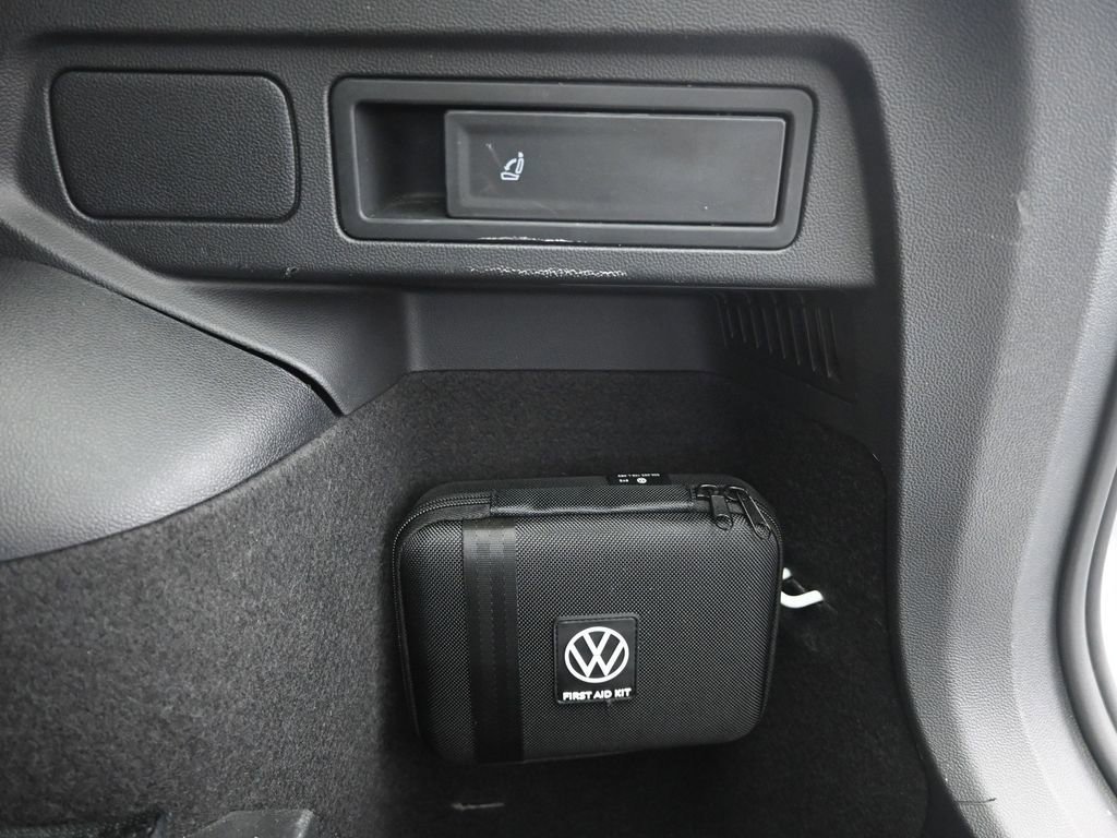 Used 2024 Volkswagen Tiguan S image 24