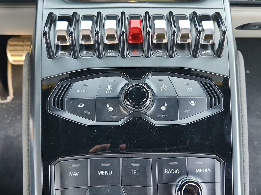 Used 2015 Lamborghini Huracan LP 610-4 image 64