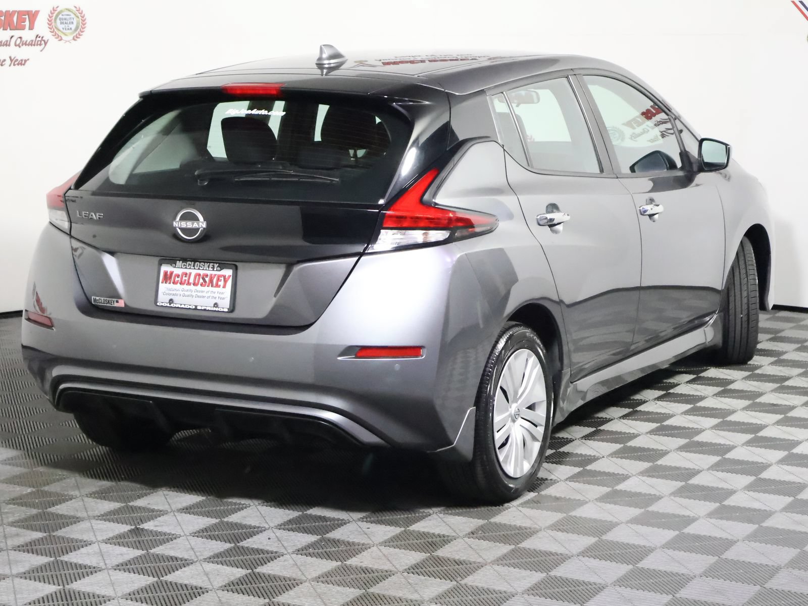 Used 2025 Nissan Leaf S FWD image 5