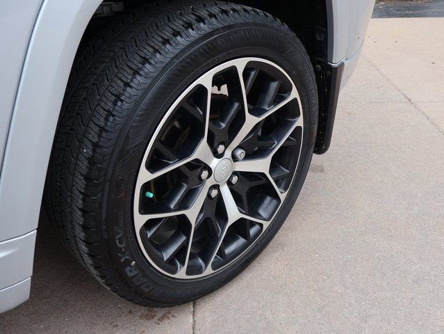 Used 2023 Jeep Grand Cherokee Summit image 42