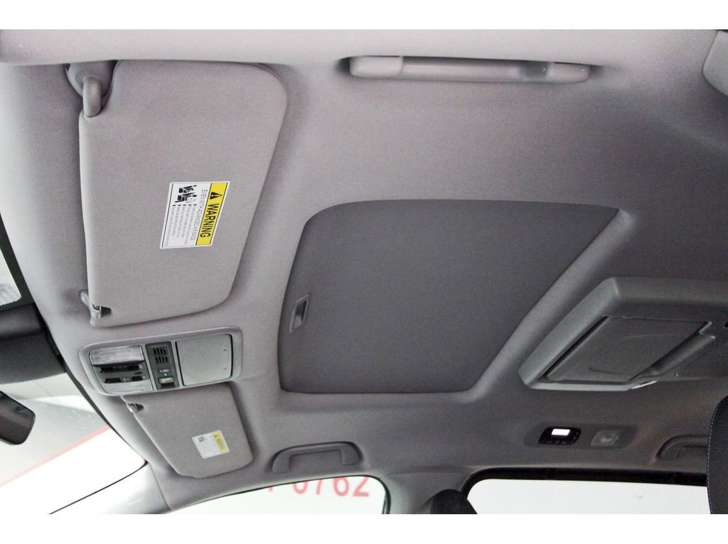 Used 2024 Honda Odyssey Touring image 31