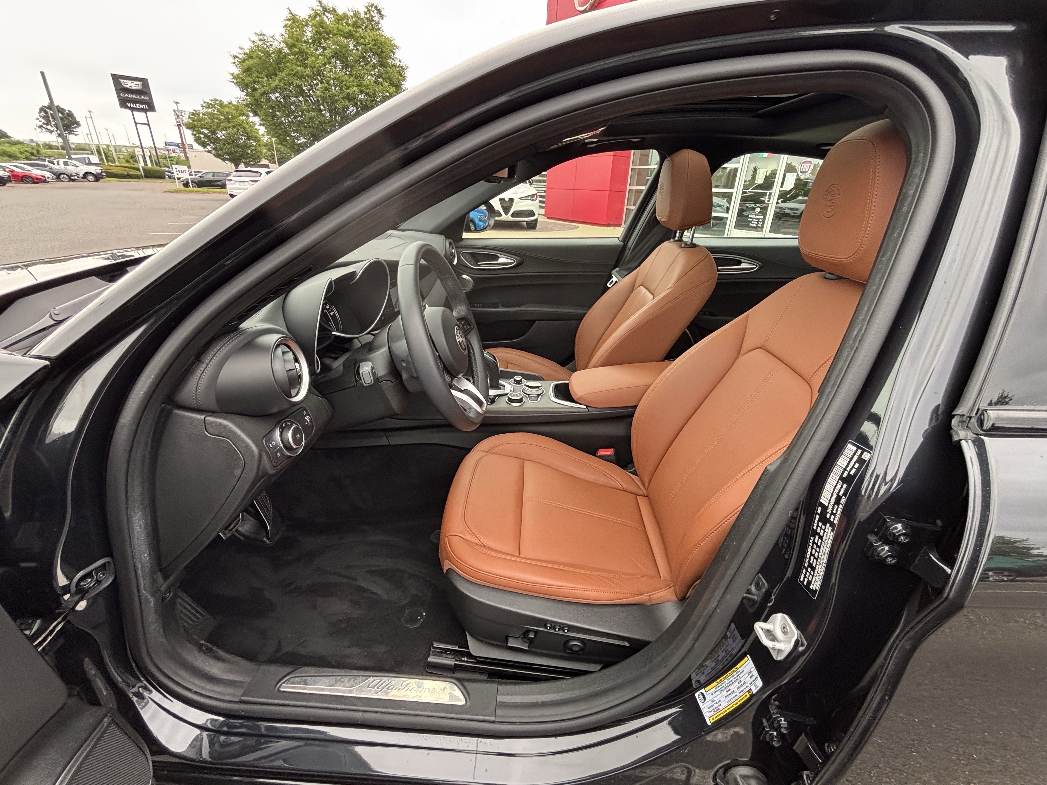 Certified 2023 Alfa Romeo Giulia Ti AWD/4WD image 30