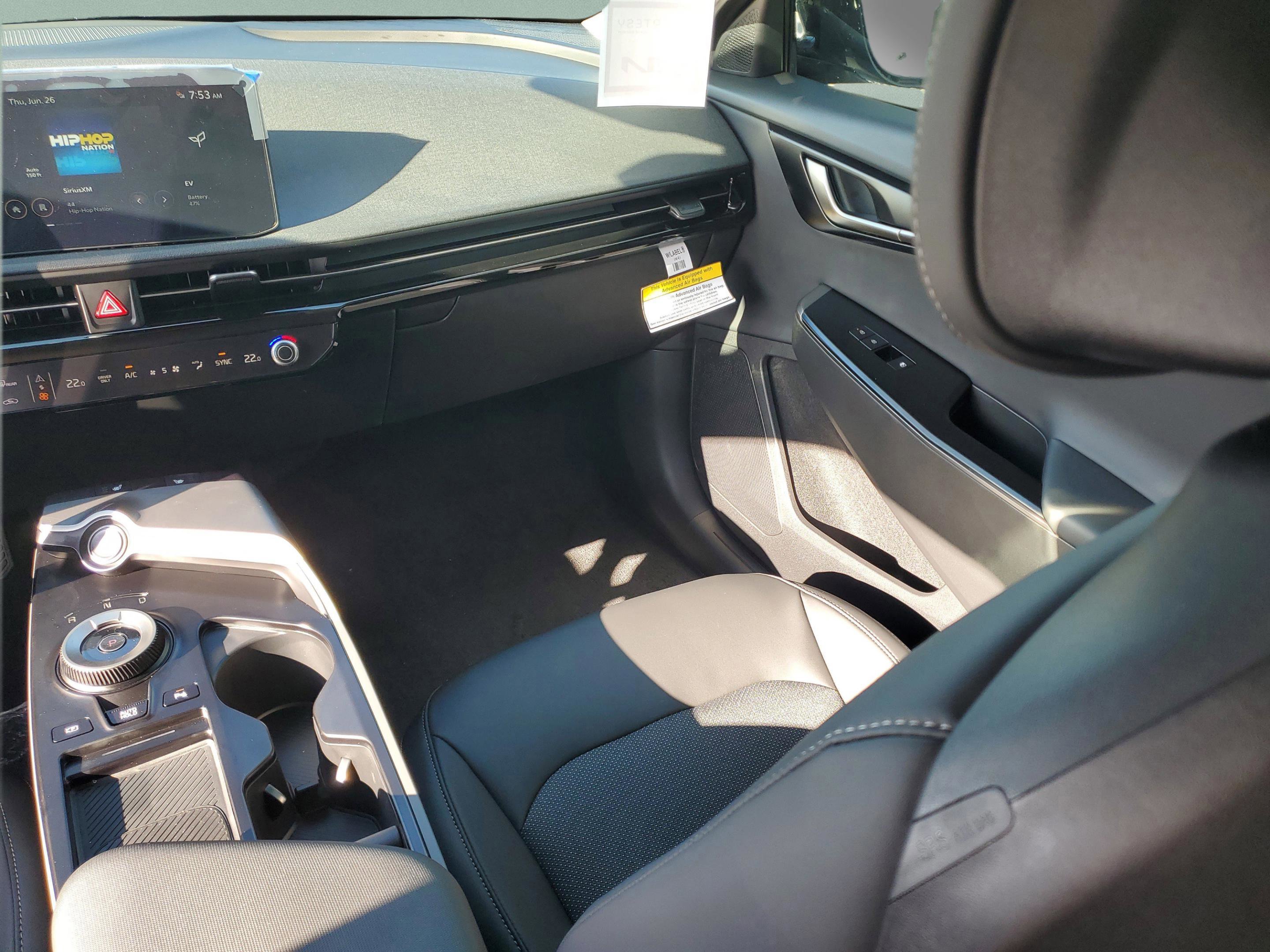 New 2025 Kia EV6 Light w/ Light LR Technology Package image 23