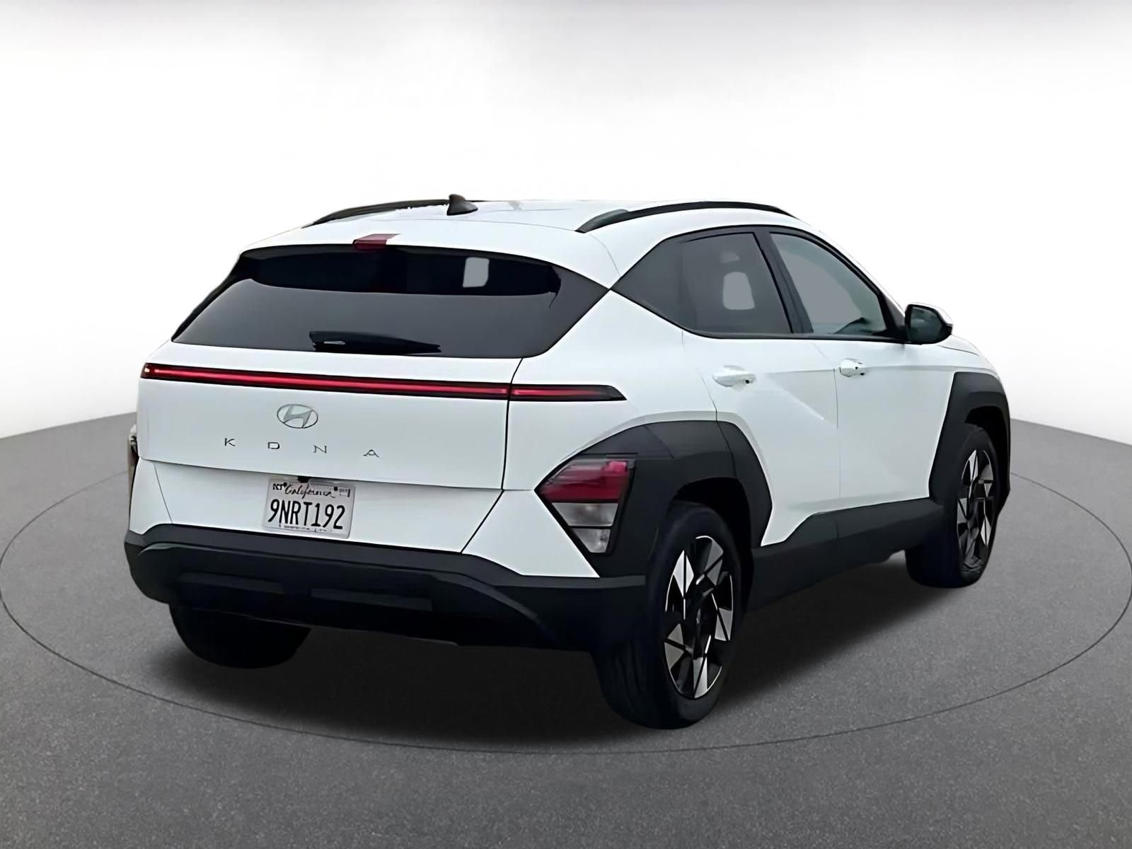 Used 2025 Hyundai Kona SEL image 14
