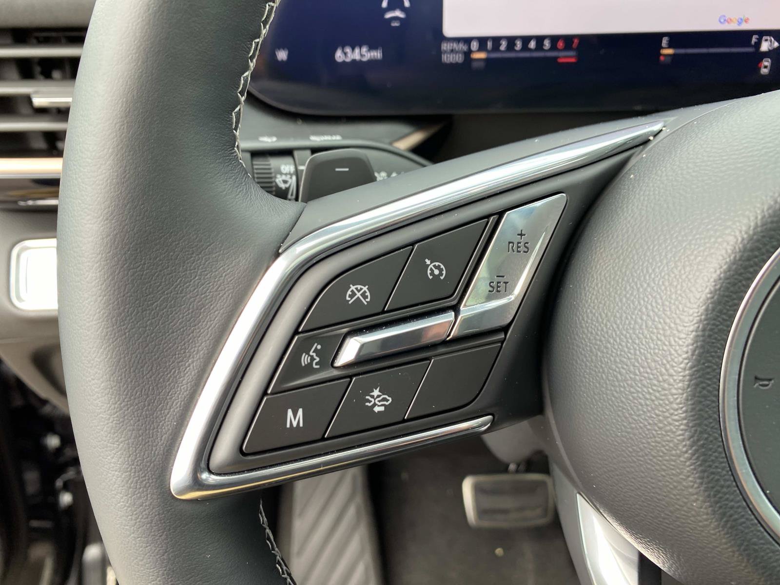 Used 2025 Buick Envision Sport Touring AWD/4WD image 18