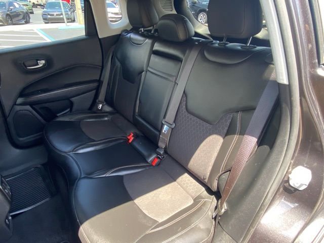 Used 2020 Jeep Compass Latitude FWD image 24