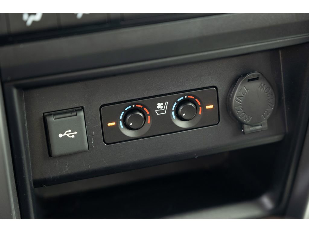 Used 2020 Toyota 4Runner 4WD image 29