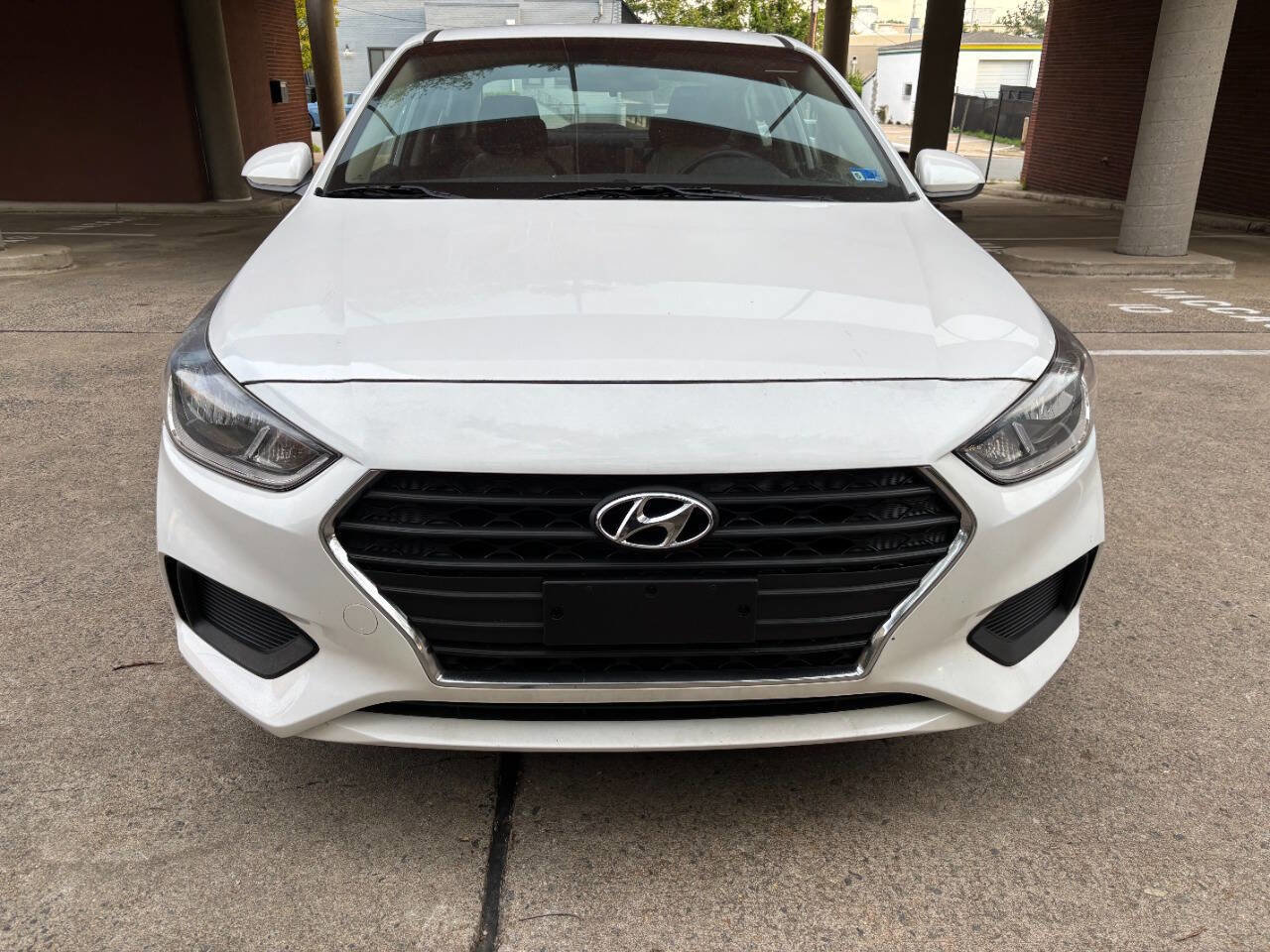 Used 2018 Hyundai Accent SE FWD image 2