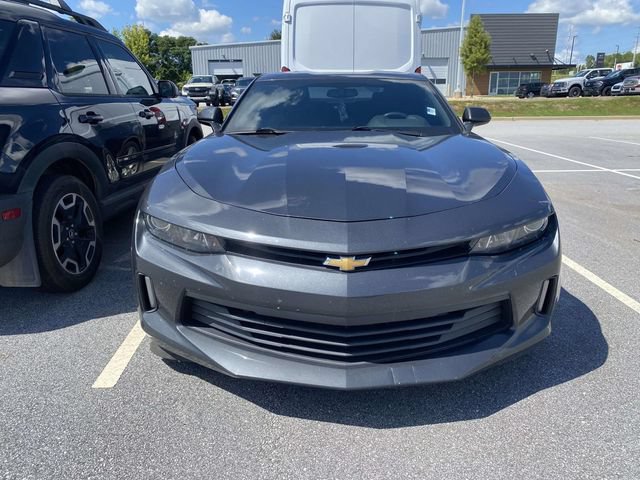Used 2018 Chevrolet Camaro LT RWD image 2