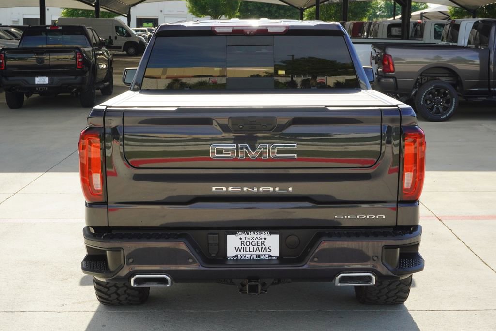 Used 2022 GMC Sierra 1500 Denali Ultimate AWD/4WD image 8