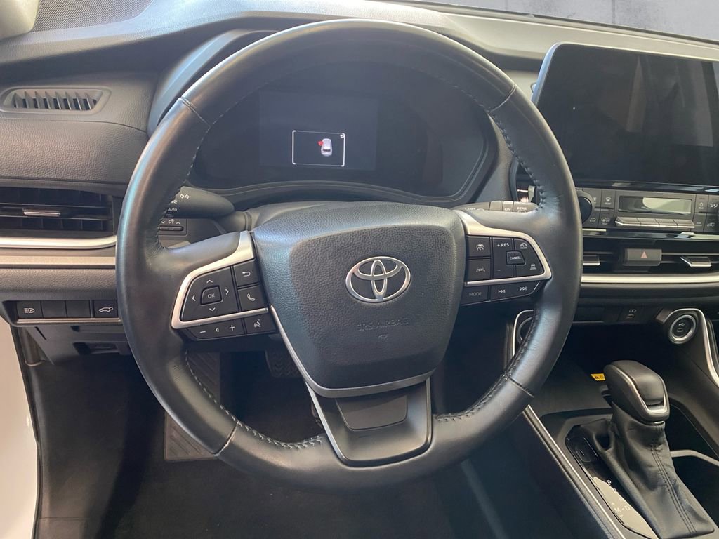 Used 2024 Toyota Grand Highlander XLE image 7