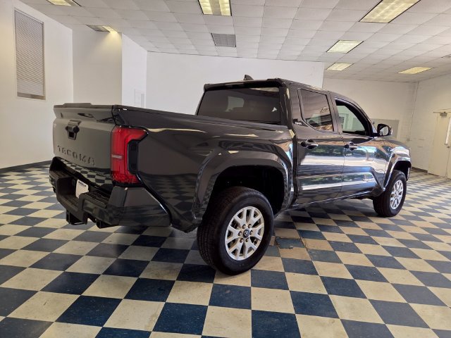 Used 2024 Toyota Tacoma SR5 RWD image 7