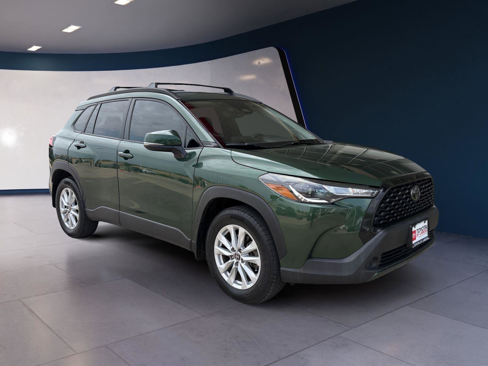 Used 2023 Toyota Corolla Cross LE image 7