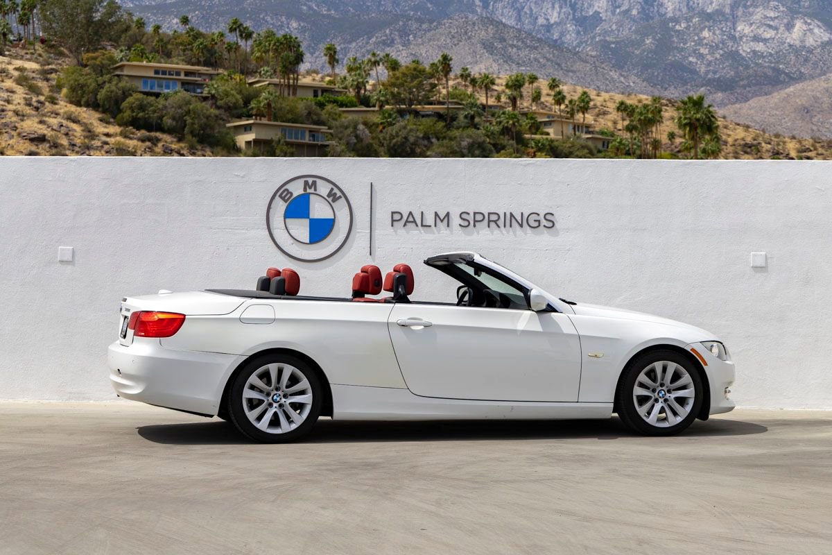 Used 2012 BMW 328i Convertible image 6