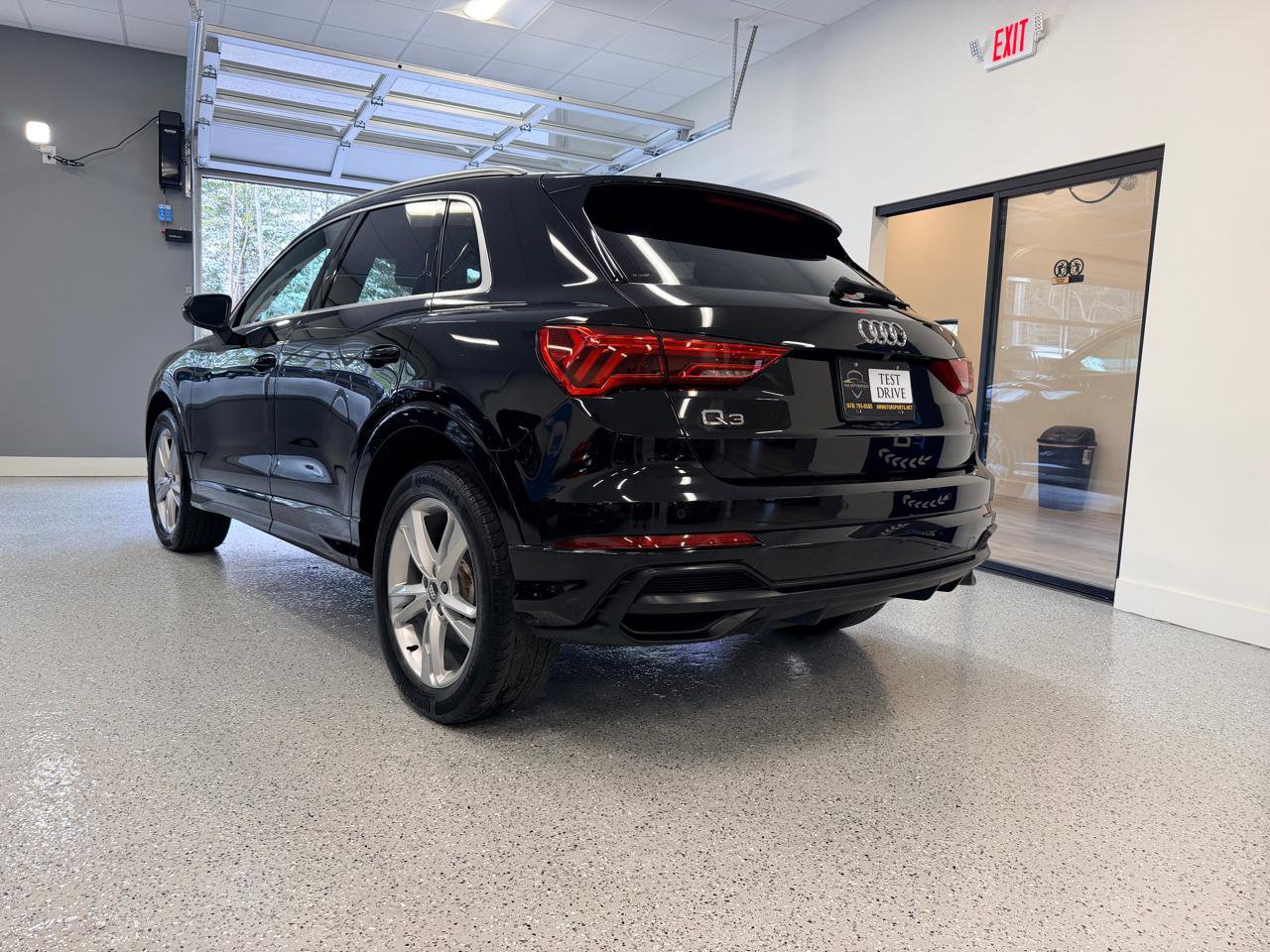 Used 2020 Audi Q3 2.0T Premium w/ Convenience Package image 6