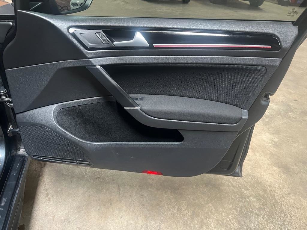 Used 2017 Volkswagen GTI S image 26