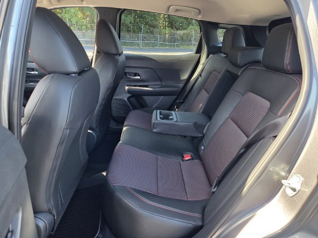 New 2027 Nissan Kicks SR FWD image 10