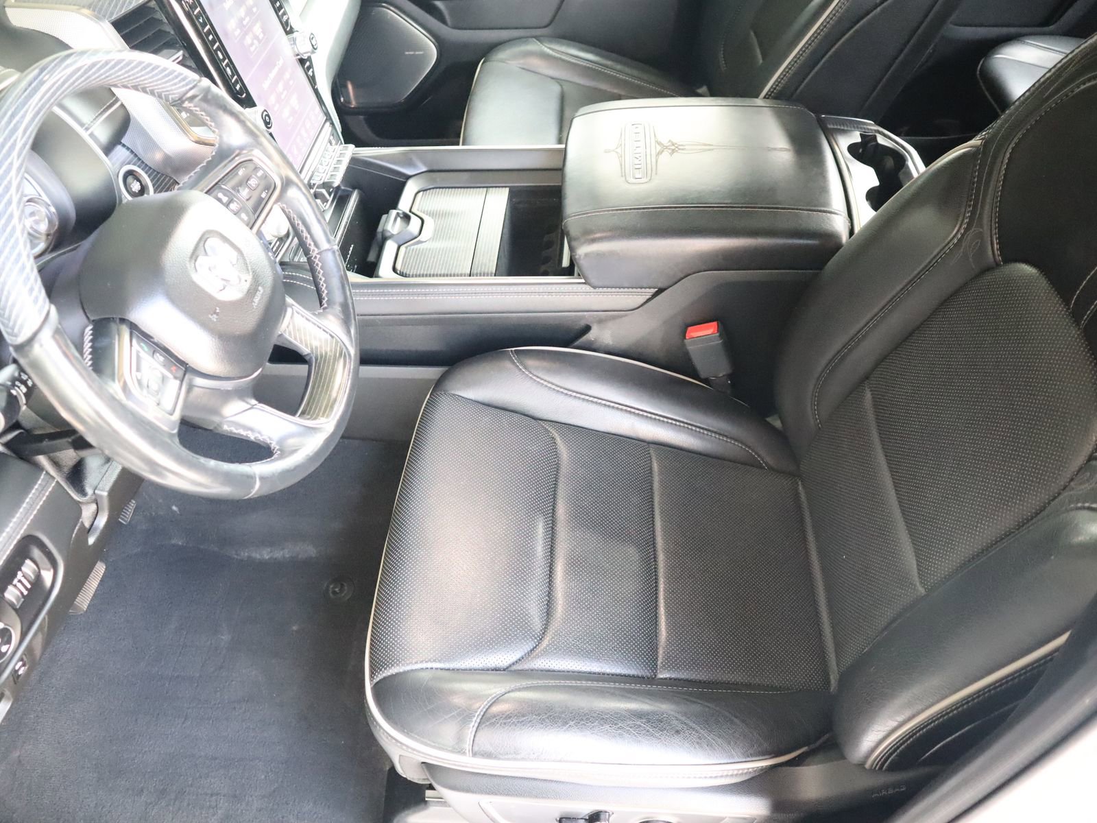 Used 2019 RAM 1500 Limited AWD/4WD image 24