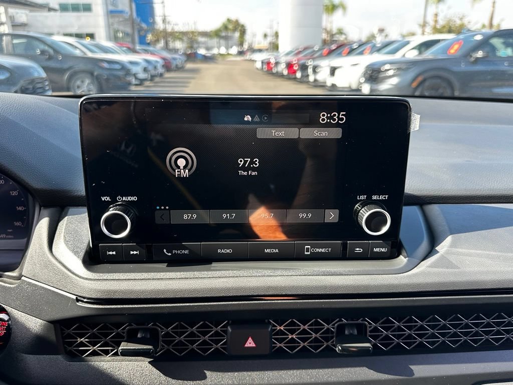 Used 2023 Honda Accord LX image 25