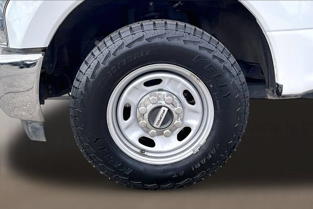 Used 2017 Ford F250 XL w/ Power Equipment Group RWD image 6