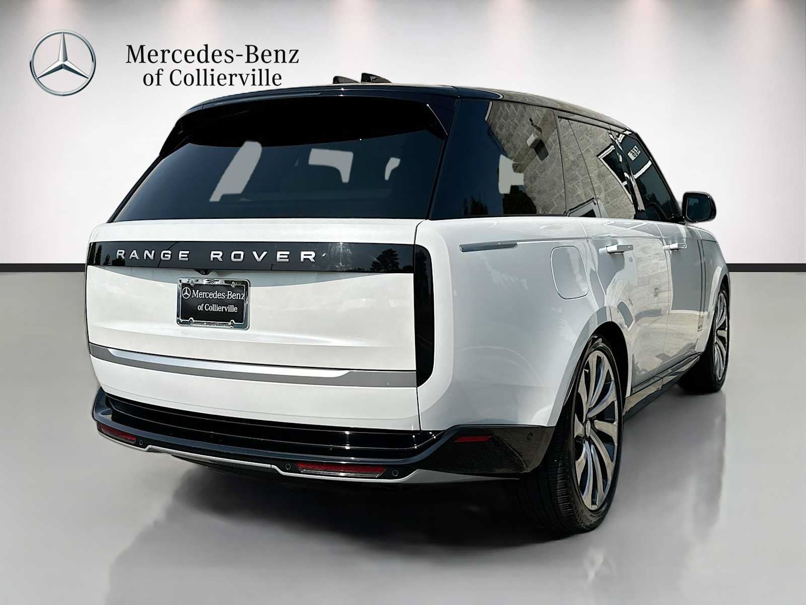 Used 2024 Land Rover Range Rover Autobiography AWD/4WD image 5