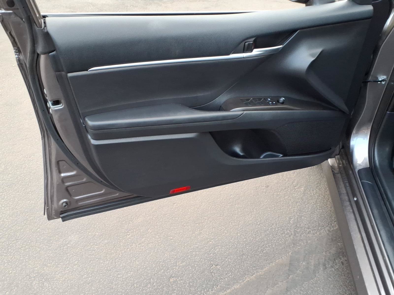 Certified 2022 Toyota Camry LE FWD image 13