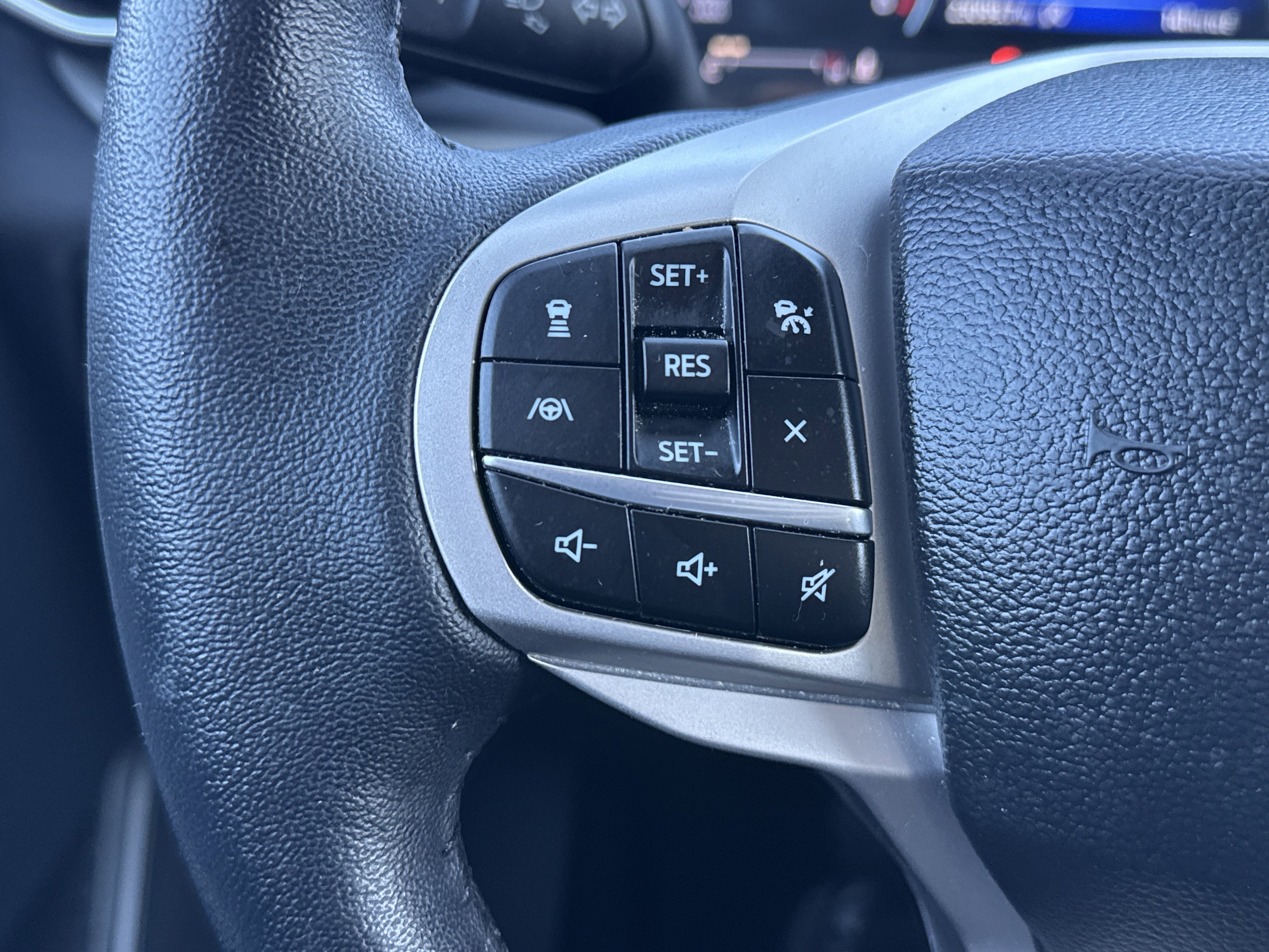 Used 2023 Ford Explorer XLT w/ Equipment Group 202A image 18