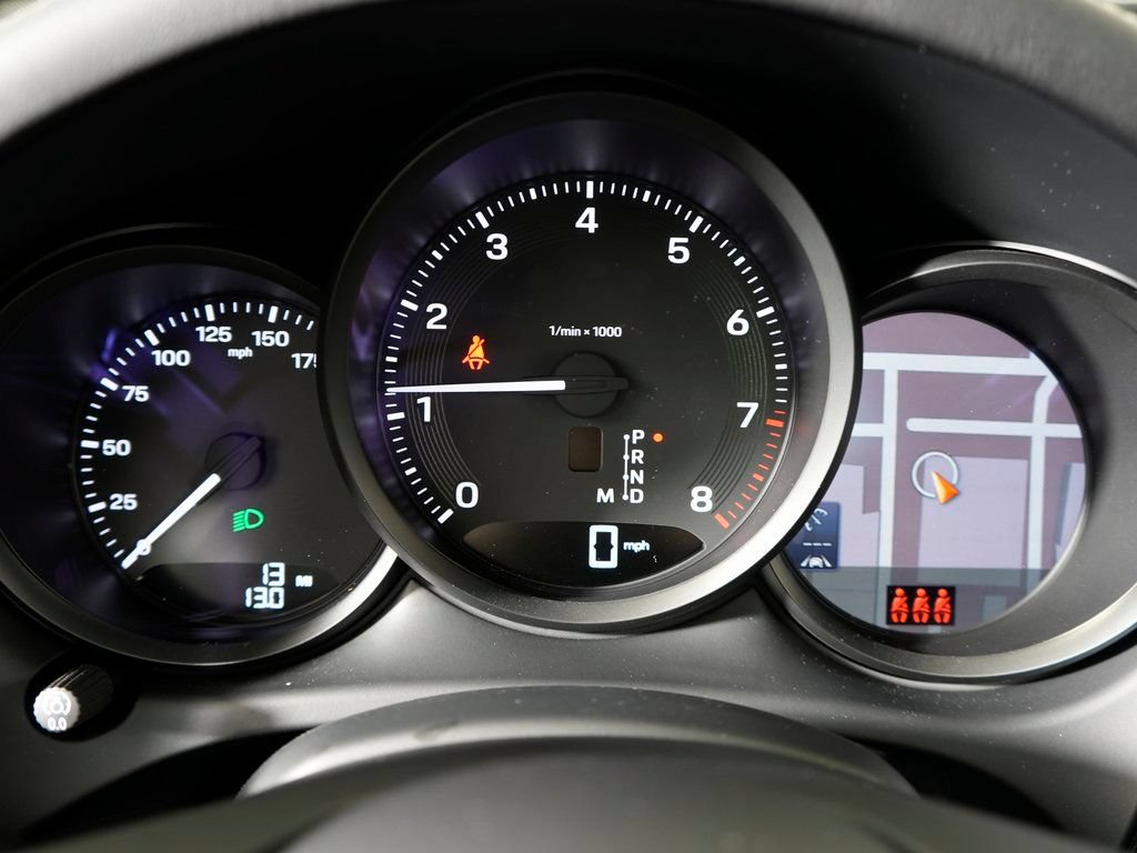 Certified 2026 Porsche Macan AWD/4WD image 21