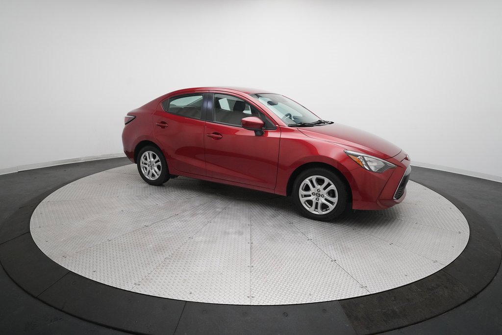 Used 2017 Toyota Yaris iA image 13